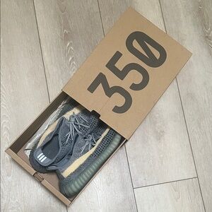 Adidas Yeezy Boost 350 V2 - Ash Blue